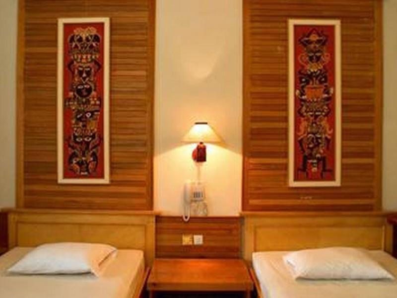 Pantai Indah Resort Hotel Barat Пангандаран Экстерьер фото