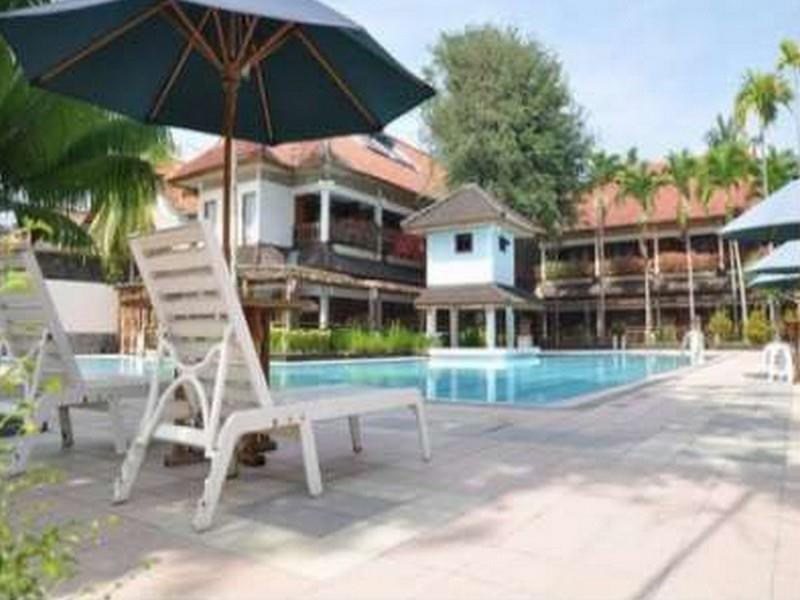Pantai Indah Resort Hotel Barat Пангандаран Экстерьер фото